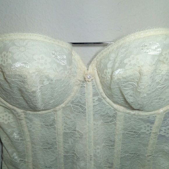 Dominigue off white bralette bustier NWT - Picture 2 of 8
